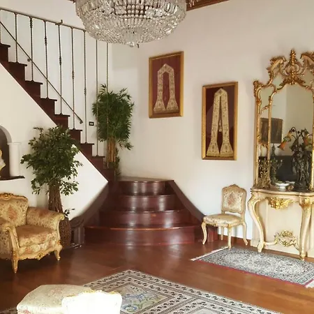 アパート Palazzo Viola Panoramica パレルモ