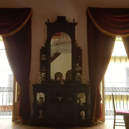 アパート Palazzo Viola Panoramica パレルモ